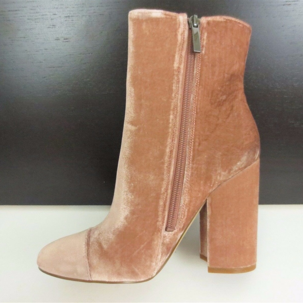 KENDALL + KYLIE Women's Brown Kkkaden2 Velvet Boots Booties - Picture 3 of 5